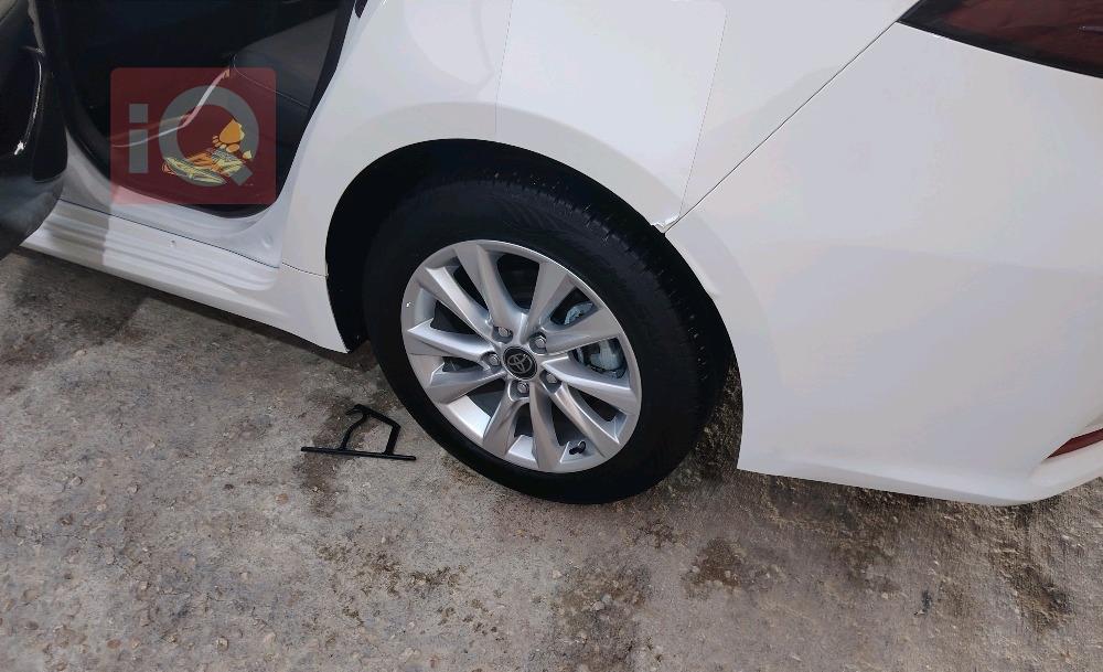 تۆیۆتا کۆرۆلا